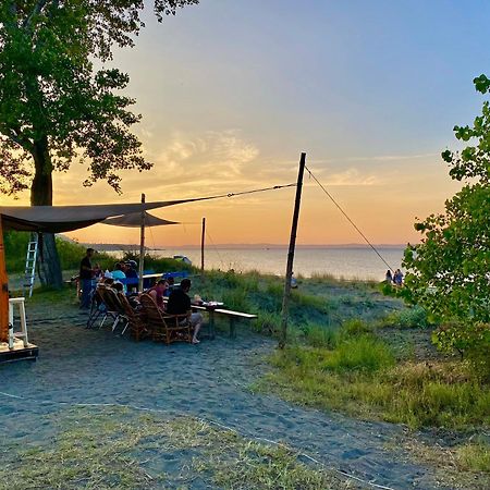 Beachfront Caravans TTchernomorets Extérieur photo