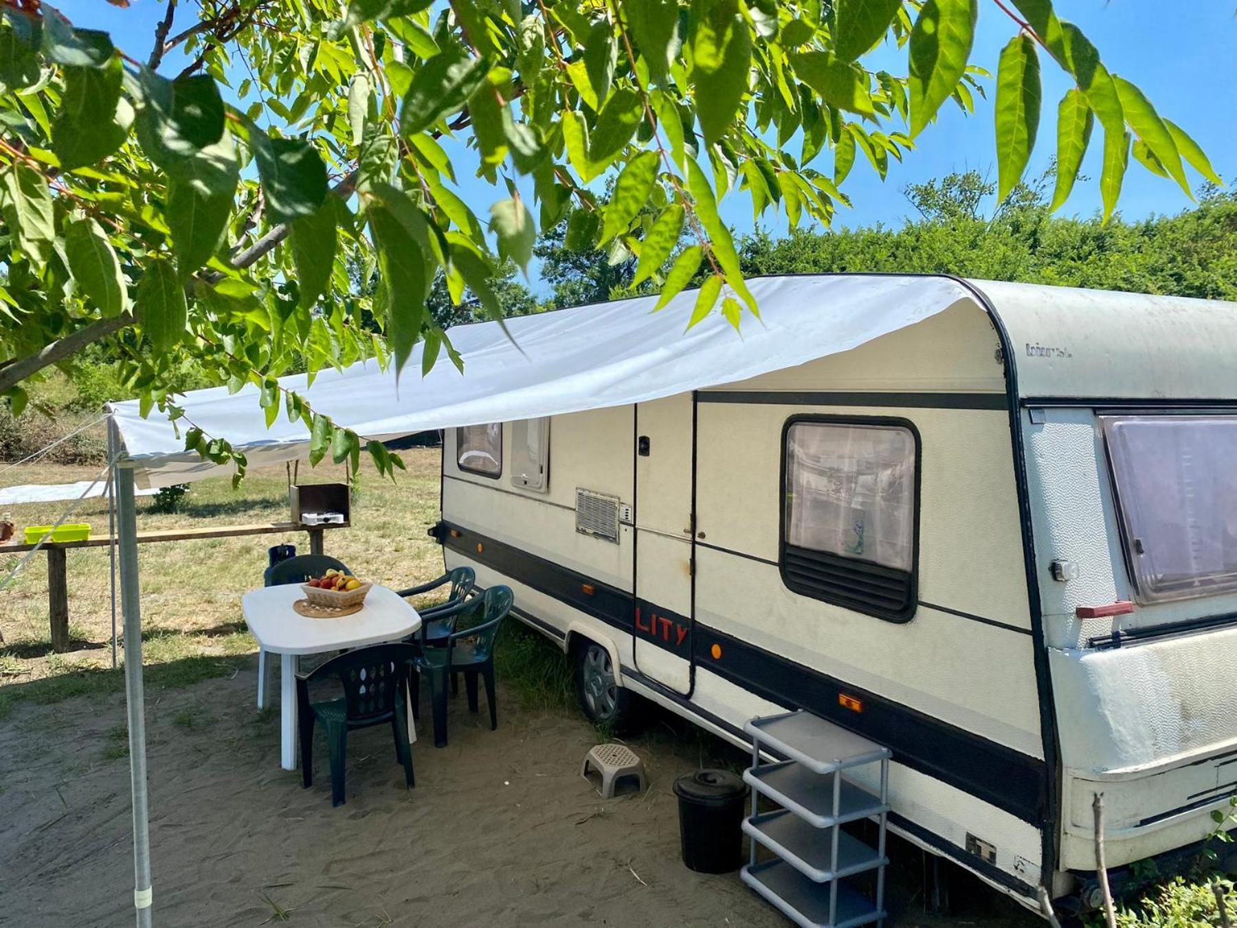 Beachfront Caravans TTchernomorets Extérieur photo