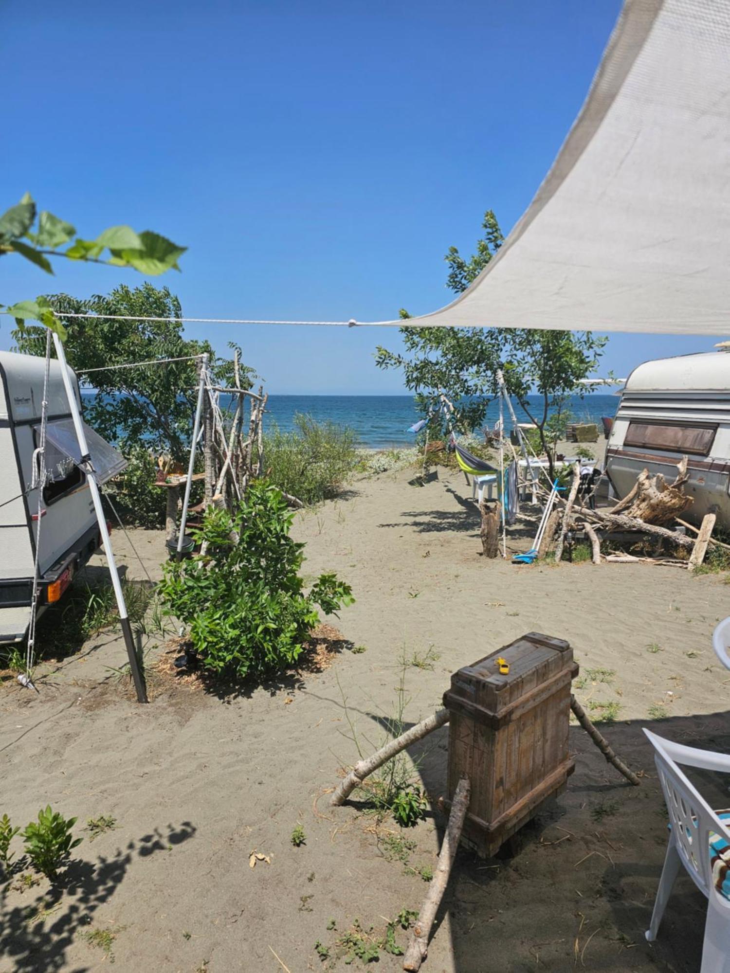 Beachfront Caravans TTchernomorets Extérieur photo